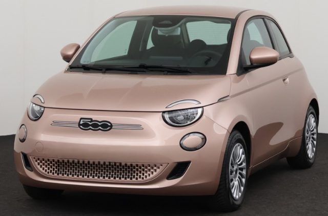 Fiat 500e Berlina 42 kWh Icon - foto 3 di 4