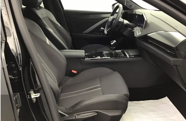 Opel Astra 1.2 Turbo 130 CV GS, del 2023, 19.000 km, in vendita a Liscate (MI)