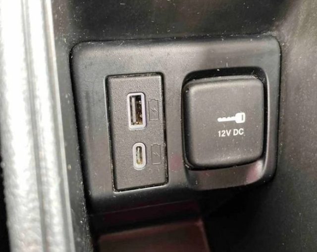 Fiat 500e Berlina 23,8 kWh Action usato a LISCATE