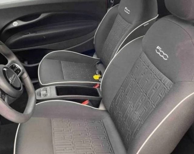 Fiat 500e Berlina 23,8 kWh Action, del 2022, 31.000 km, in vendita a Liscate (MI)