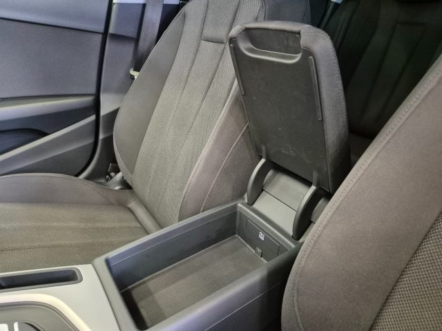 Audi A4 Avant 35 TDI S tronic Business - Carplay - Sensori, del 2020, 199.000 km, in vendita a Liscate (MI)