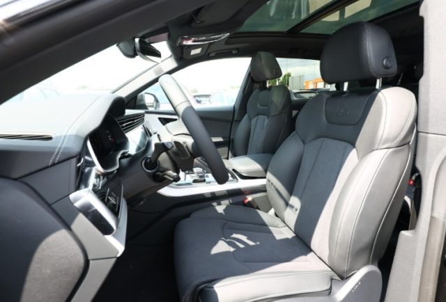 Audi Q8 50 TDI 286CV quattro tiptronic S Laser Cerchi22, del 2025, 1 km, in vendita a Liscate (MI)