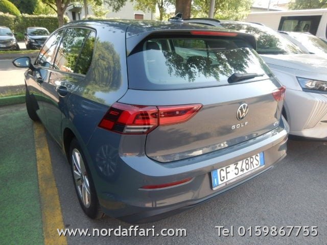 Volkswagen Golf 1.0 eTSI EVO DSG Life - foto 4 di 4