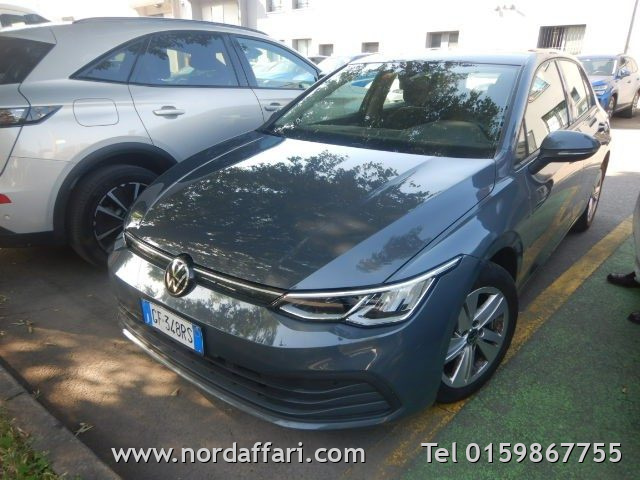 Volkswagen Golf 1.0 eTSI EVO DSG Life usato a BRUSNENGO