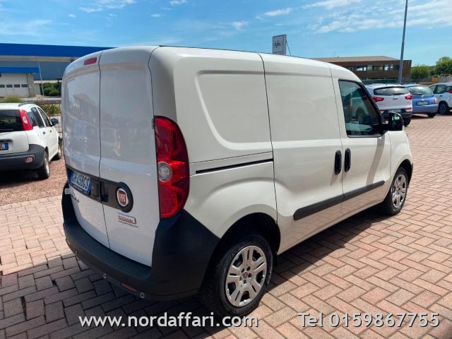 Fiat Doblo Doblò 1.6 MJT 105CV PC-TN Lounge 3 POSTI - foto 4 di 4