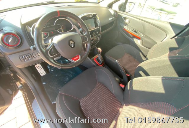 Renault Clio TCe 220CV EDC 5 porte Energy R.S. Trophy N°2589, del 2016, 106.664 km, in vendita a Brusnengo (BI)