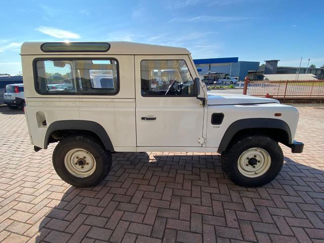 Land Rover Defender 90 2.5 Td5 3 posti ISCRITTA ASI, del 2006, 258.700 km, in vendita a Brusnengo (BI)