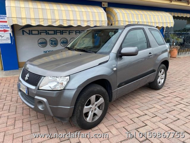 Suzuki Grand Vitara 1.9 DDiS 3 porte, del 2008, 194.424 km, in vendita a Brusnengo (BI)