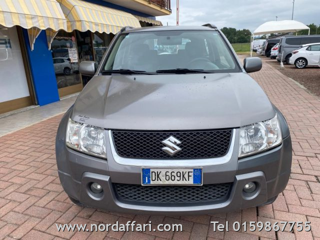 Suzuki Grand Vitara 1.9 DDiS 3 porte - foto 4 di 19