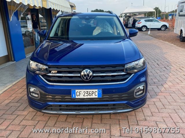 Volkswagen T-Cross 1.0 TSI 110 CV DSG R-Line - foto 3 di 4