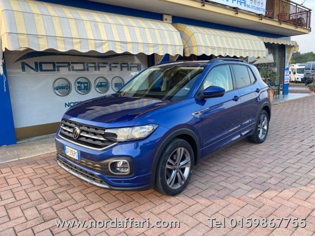 Volkswagen T-Cross 1.0 TSI 110 CV DSG R-Line, del 2021, 48.974 km, in vendita a Brusnengo (BI)