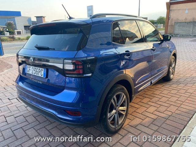 Volkswagen T-Cross 1.0 TSI 110 CV DSG R-Line - foto 2 di 4