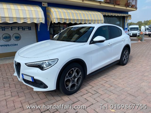 Alfa Romeo Stelvio 2.2 Turbodiesel 190 CV AT8 Q4 Sprint, del 2022, 196.492 km, in vendita a Brusnengo (BI)
