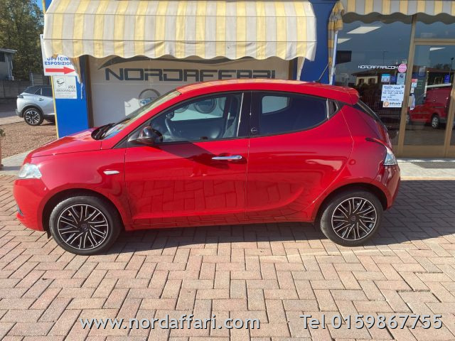 Lancia Ypsilon 1.0 FireFly 5 porte S&S Hybrid Ecochic Gold - foto 2 di 4