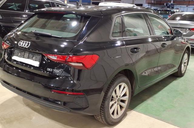 Audi A3 SPB 30 TDI S tronic - foto 3 di 4