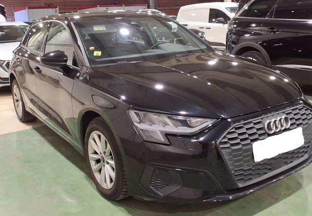 Audi A3 SPB 30 TDI S tronic - foto 2 di 4