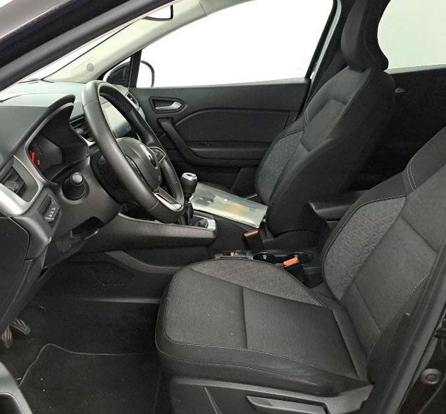 Renault Captur TCe 90 CV Corporate Edition, del 2022, 53.550 km, in vendita a Rimini (RN)
