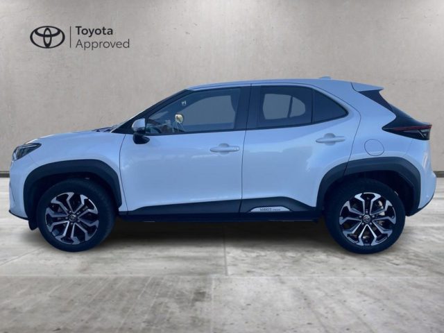 Toyota Yaris Cross 1.5 Hybrid 5p. E-CVT AWD-i Trend - foto 3 di 4