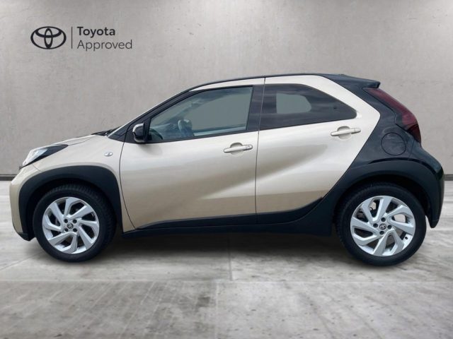 Toyota Aygo X 1.0 VVT-i 72 CV 5 porte Trend - foto 3 di 4