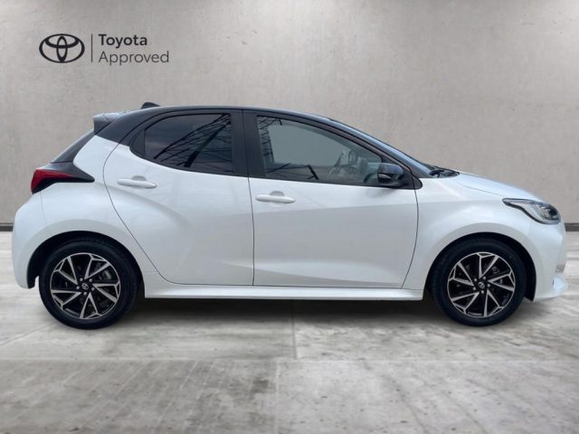 Toyota Yaris 1.5 Hybrid 5 porte Style - foto 4 di 4