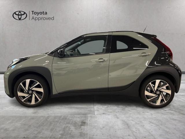 Toyota Aygo X 1.0 VVT-i 72 CV 5 porte Lounge S-CVT - foto 3 di 4