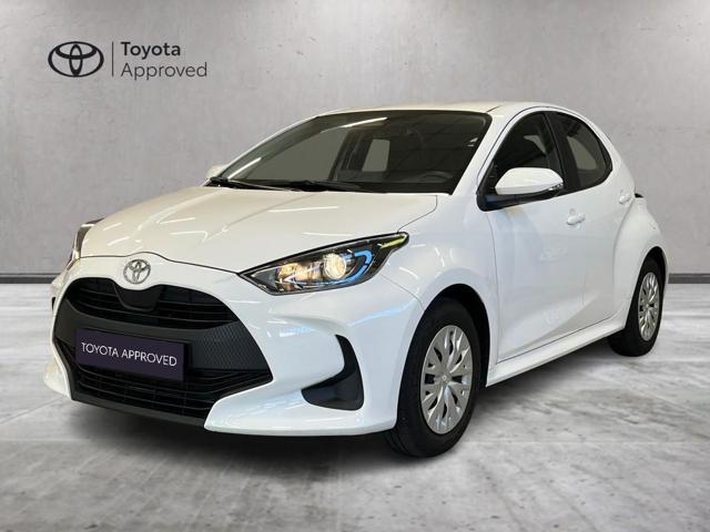 Toyota Yaris 1.5 Hybrid 5 porte Active usato a VERCELLI