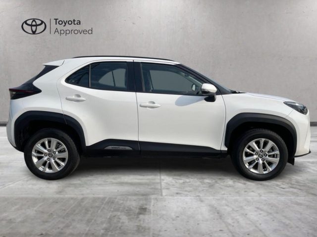 Toyota Yaris Cross 1.5 Hybrid 5p. E-CVT Active - foto 4 di 4