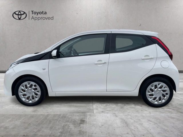 Toyota Aygo 1.0 VVT-i 72 CV 5 porte x-play - foto 3 di 4