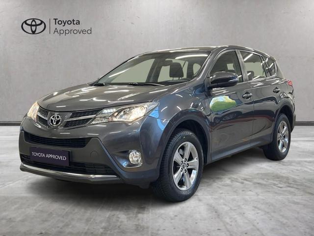 Toyota RAV 4 RAV4 2.0 D-4D 2WD Active usato a VERCELLI
