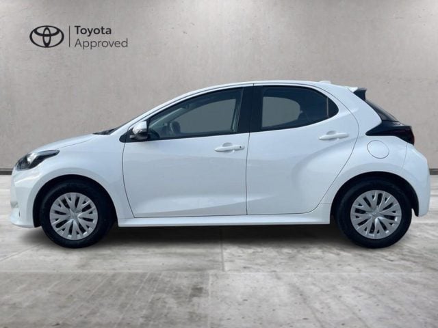 Toyota Yaris 1.5 Hybrid 5 porte Active - foto 3 di 4