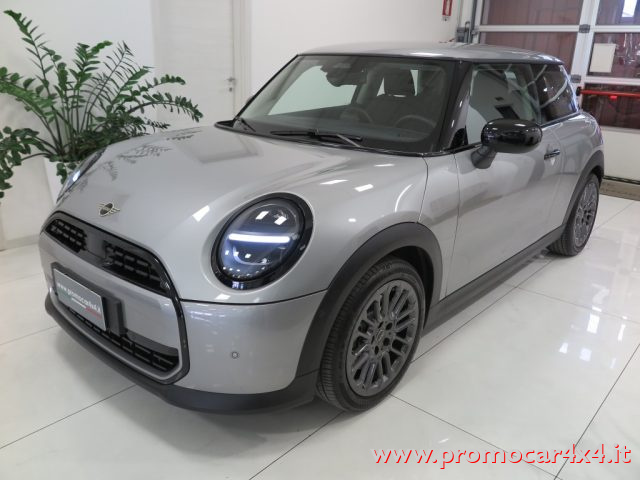 MINI Mini Cooper C 3P 1.5i Essential Trim "Pari al NUOVO!!!" usato a MODENA