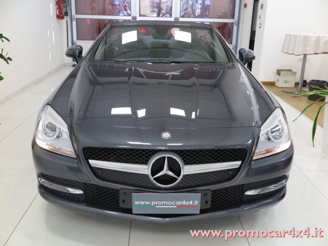 Mercedes-Benz SLK 200 BlueEfficiency "Solo 15.000 km!!!" Come Nuova - foto 2 di 4