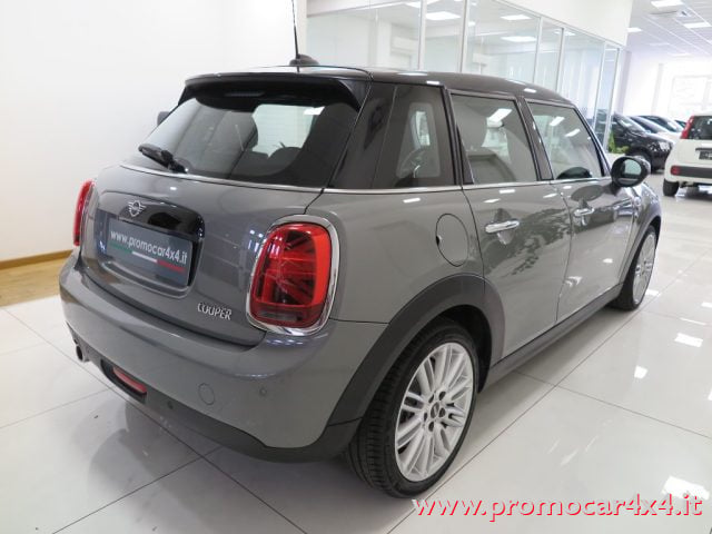 MINI Cooper 1.5i 5porte Cambio A/T " Ottime Condizioni!!!" - foto 4 di 4