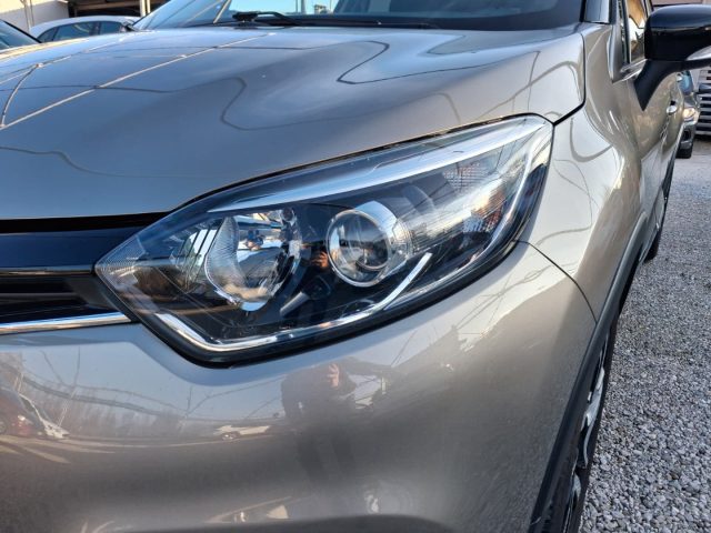 Renault Captur dCi 8V 90 CV Start&Stop Energy Intens R-link - foto 3 di 4