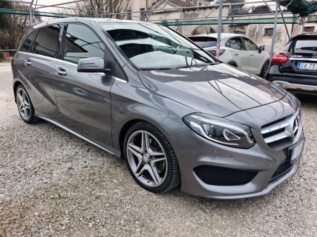 Mercedes-Benz B 220 d Automatic 4Matic Premium - foto 2 di 4