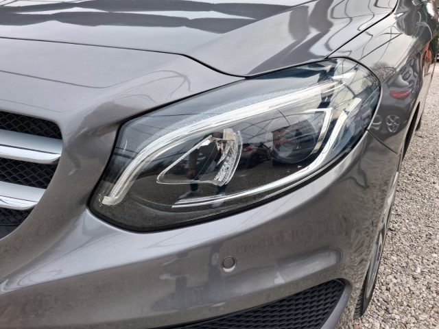 Mercedes-Benz B 220 d Automatic 4Matic Premium - foto 3 di 4