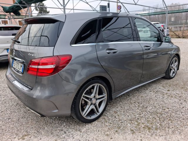 Mercedes-Benz B 220 d Automatic 4Matic Premium - foto 4 di 4