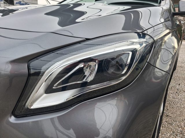 Mercedes-Benz GLA 200 d Automatic Sport - foto 4 di 4