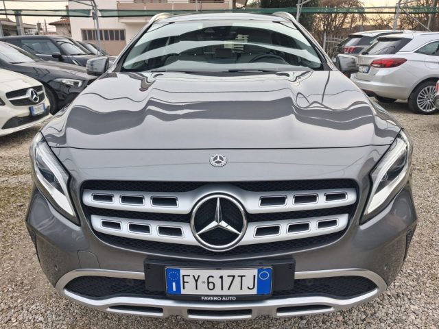Mercedes-Benz GLA 200 d Automatic Sport - foto 2 di 4