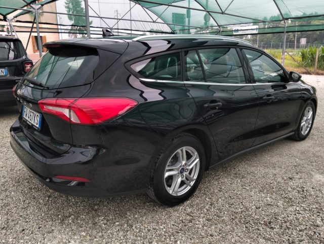 Ford Focus 1.5 TDCi 95 CV Start&Stop SW Business - foto 4 di 15