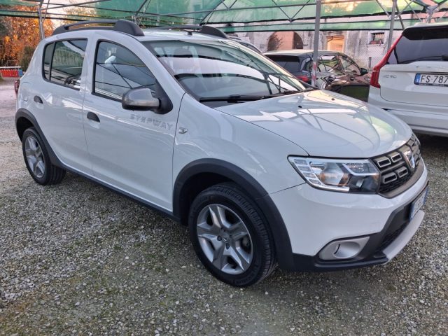 Dacia Sandero Stepway 0.9 TCe 12V 90 CV Start&Stop - foto 3 di 4