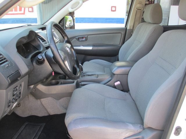 Toyota Hilux + IVA !!! 3.0 D-4D aut.4WD 4p. DC Stylex, del 2012, 320.200 km, in vendita a Pisogne (BS)