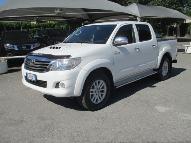 Toyota Hilux + IVA !!! 3.0 D-4D aut.4WD 4p. DC Stylex usato a PISOGNE