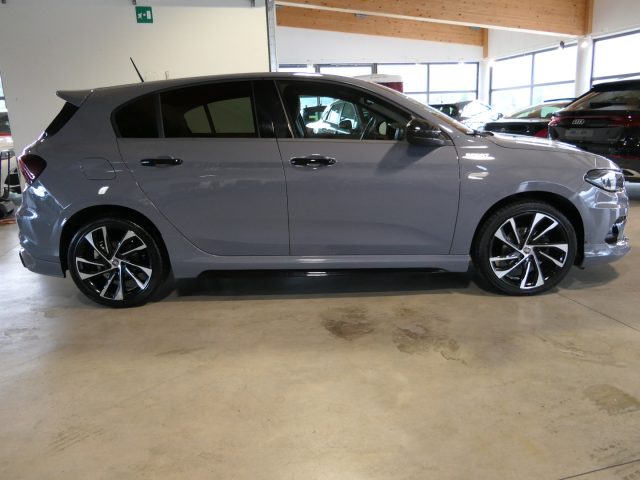 Fiat Tipo 1.6 Mjt S&S 5 porte Sport - foto 3 di 4