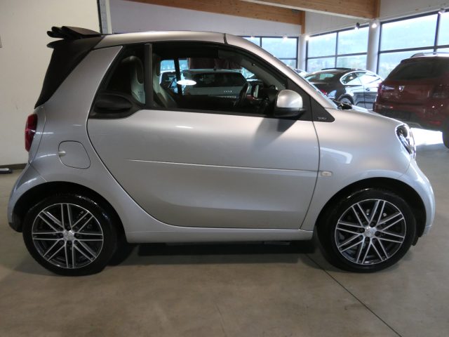 smart forTwo 90 0.9 T twinamic cabrio Perfect - foto 3 di 4
