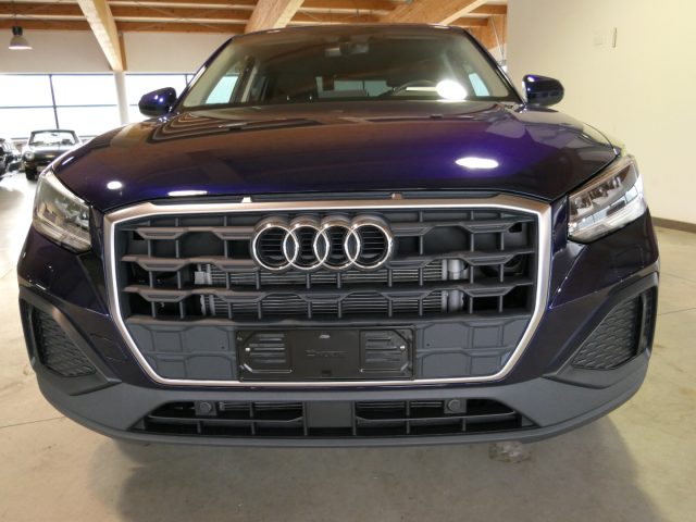 Audi Q2 30 TFSI Business - foto 2 di 4