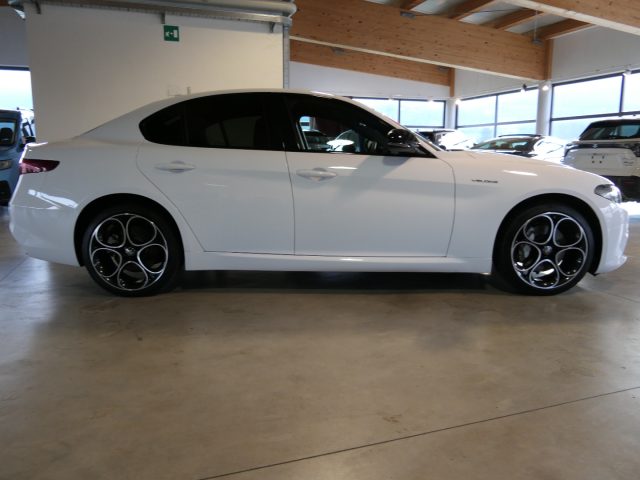 Alfa Romeo Giulia 2.0 Turbo 280 CV AT8 Veloce - foto 3 di 4