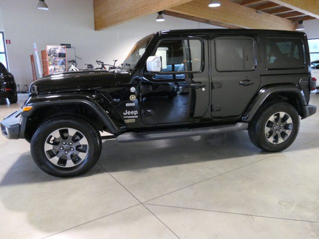 Jeep Wrangler Unlimited 2.2 Mjt II Sahara - foto 2 di 4