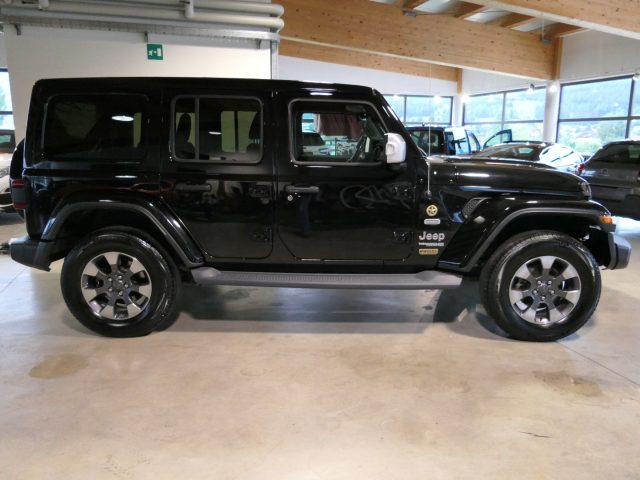 Jeep Wrangler Unlimited 2.2 Mjt II Sahara - foto 3 di 4