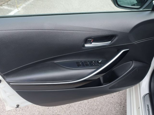Toyota Corolla Corolla Touring Sports 1.8h Style cvt - Prezzo rea - foto 4 di 4